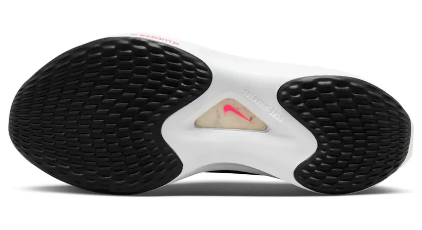 nike-zoom DM8974-100