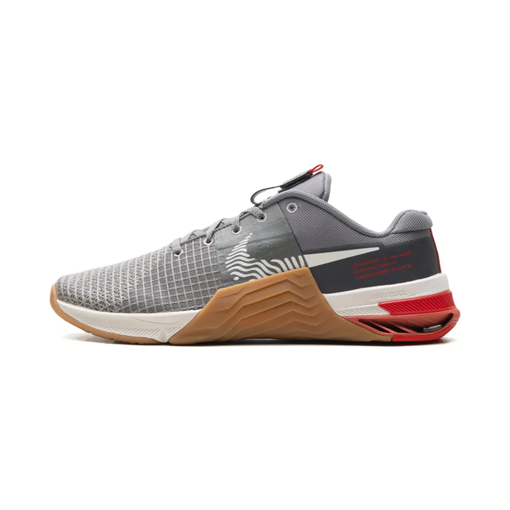 Nike Metcon 8 “Flat Pewter Flat Pewter Light Crimson Gum” (DO9328-005)