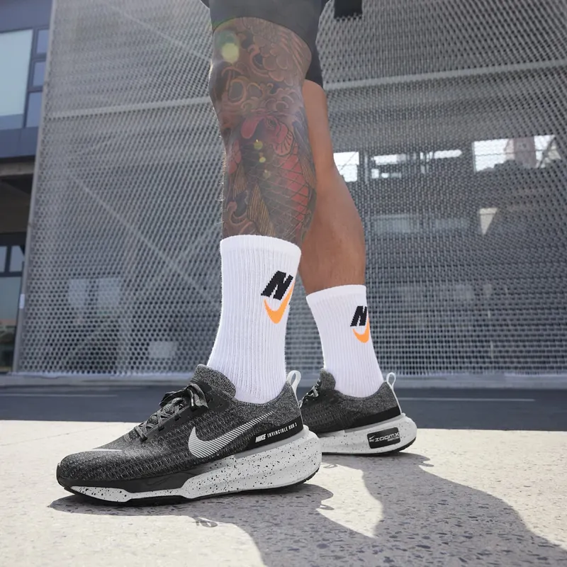 Nike ZoomX Invincible Run Flyknit 3 “Oreo” (DR2615-002)