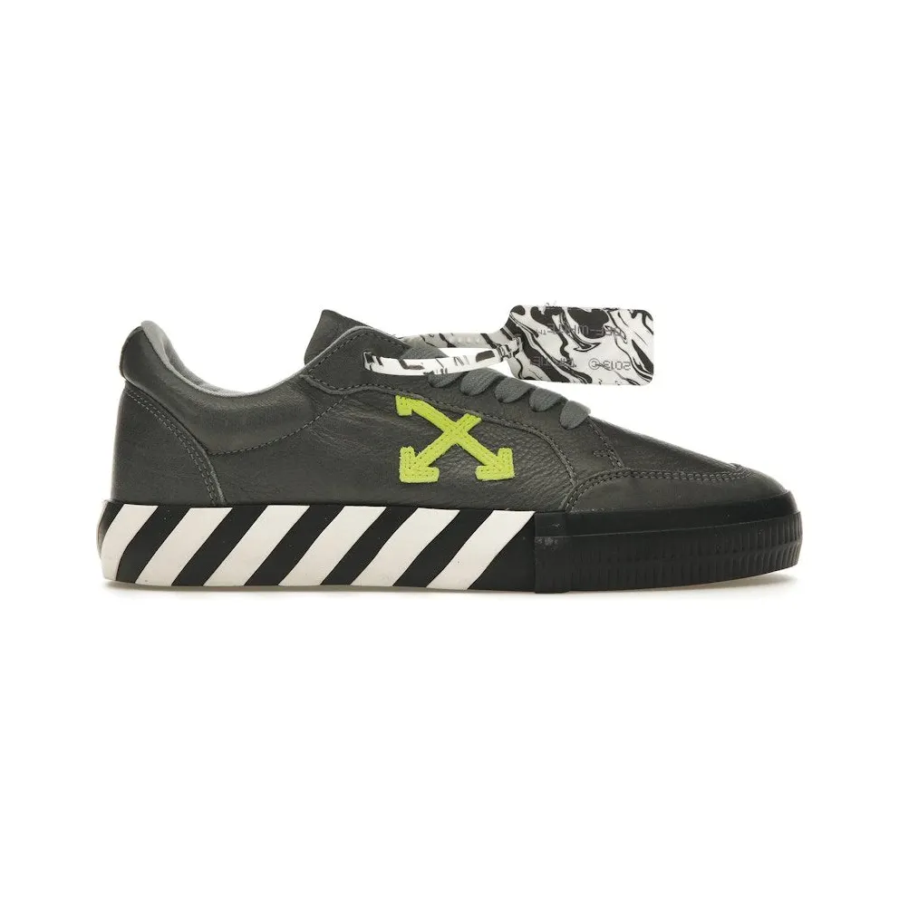 Off-White Grey Leather Vulcanized Low Sneakers (OMIA085F20LEA0040970)