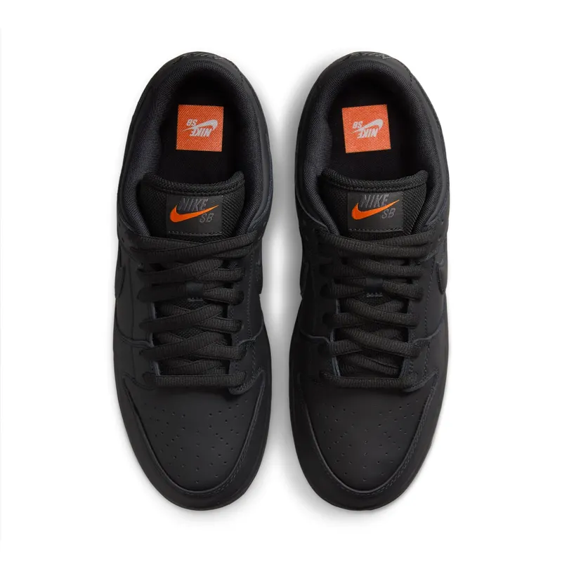 Nike SB Dunk “Triple Black” (FJ1674-001)