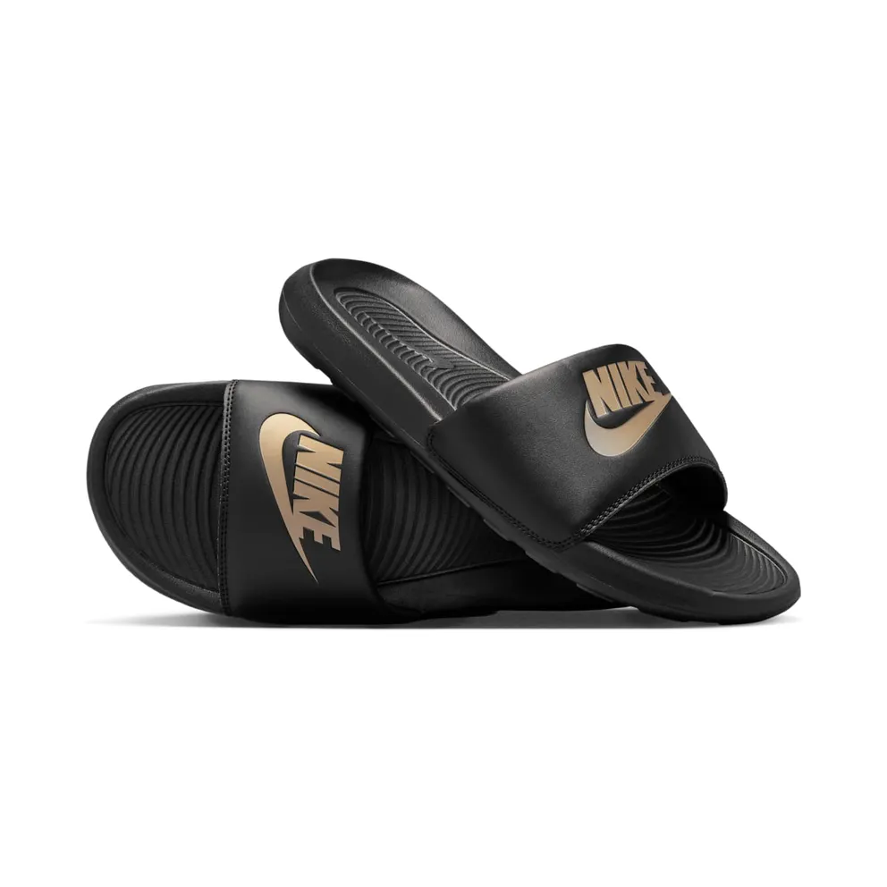 Nike Victori One Schwarz (CN9675-006)