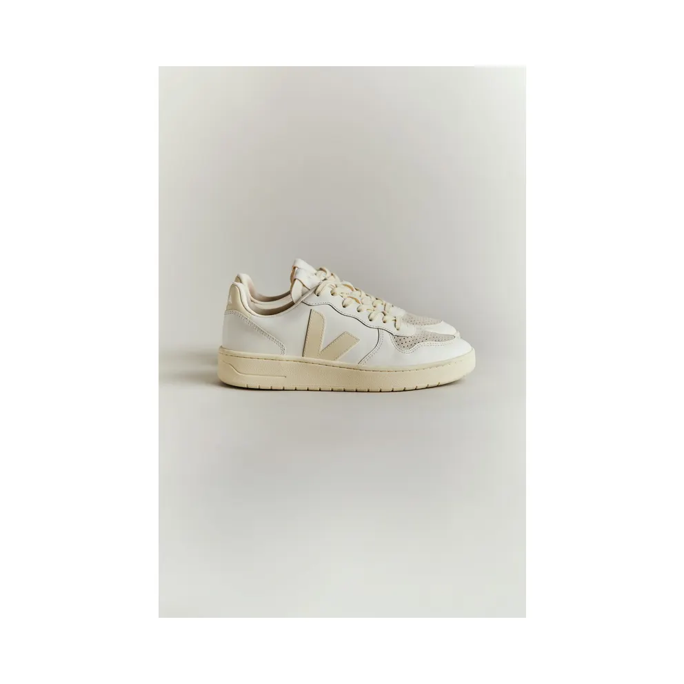 Veja V-10 Pure Calcaire