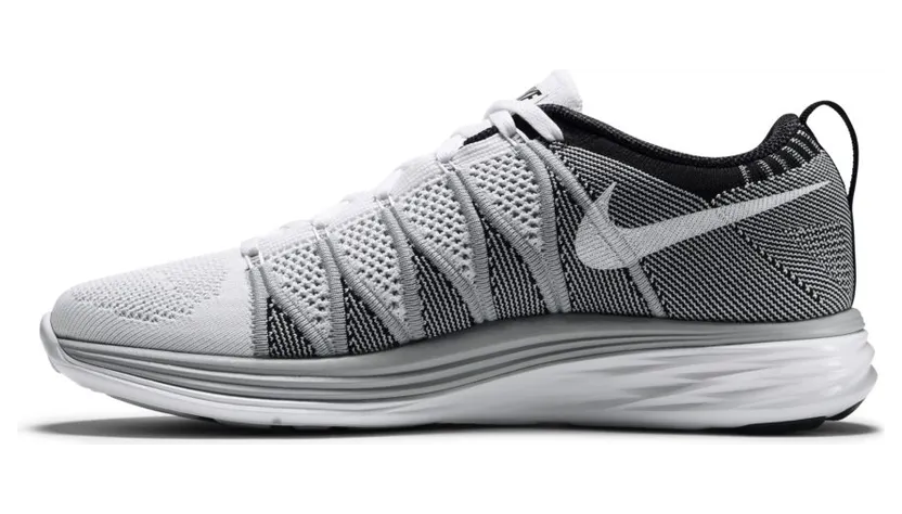 nike-flyknit 620465-100