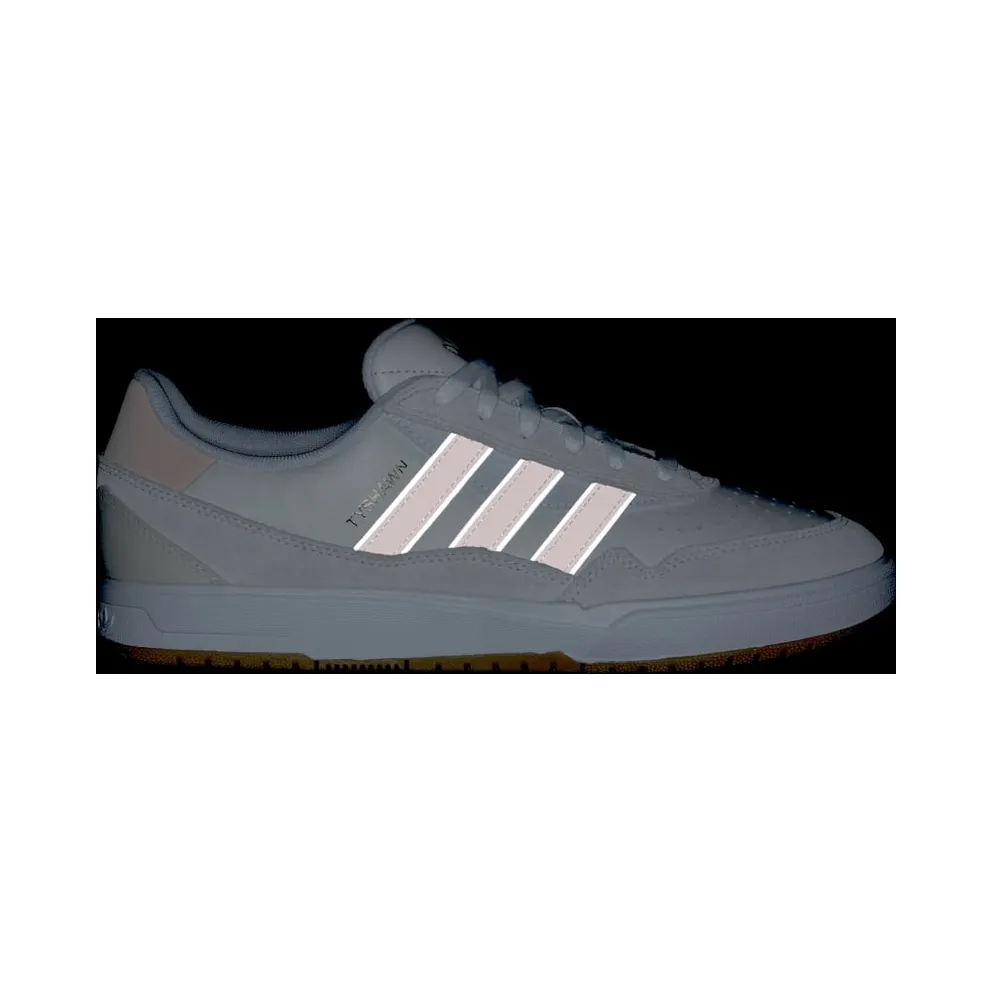 Adidas Tyshawn II Wonder White / Powder Coral / Off White (JQ1133)