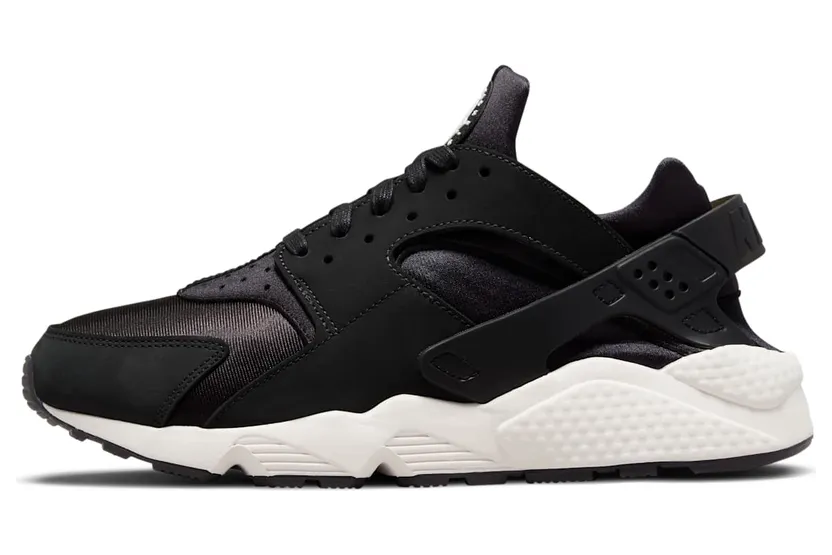 Nike Air Huarache Off Noir (DQ8572-001)