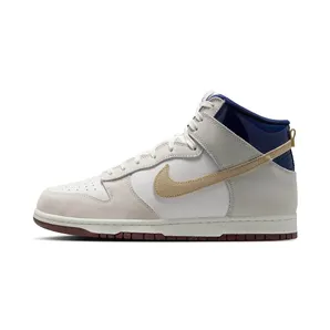 Nike SB Dunk White/Ivory/Sand Dune/Blue Void/Dark Team Red (IU4491-100)
