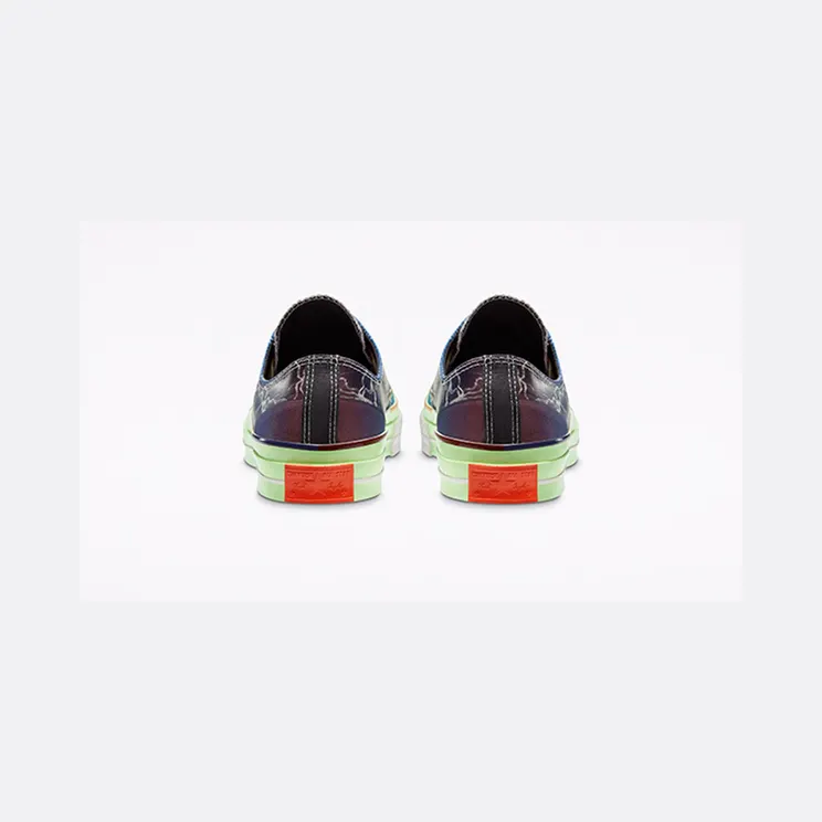 converse-chuck-taylor-all-star 165747C