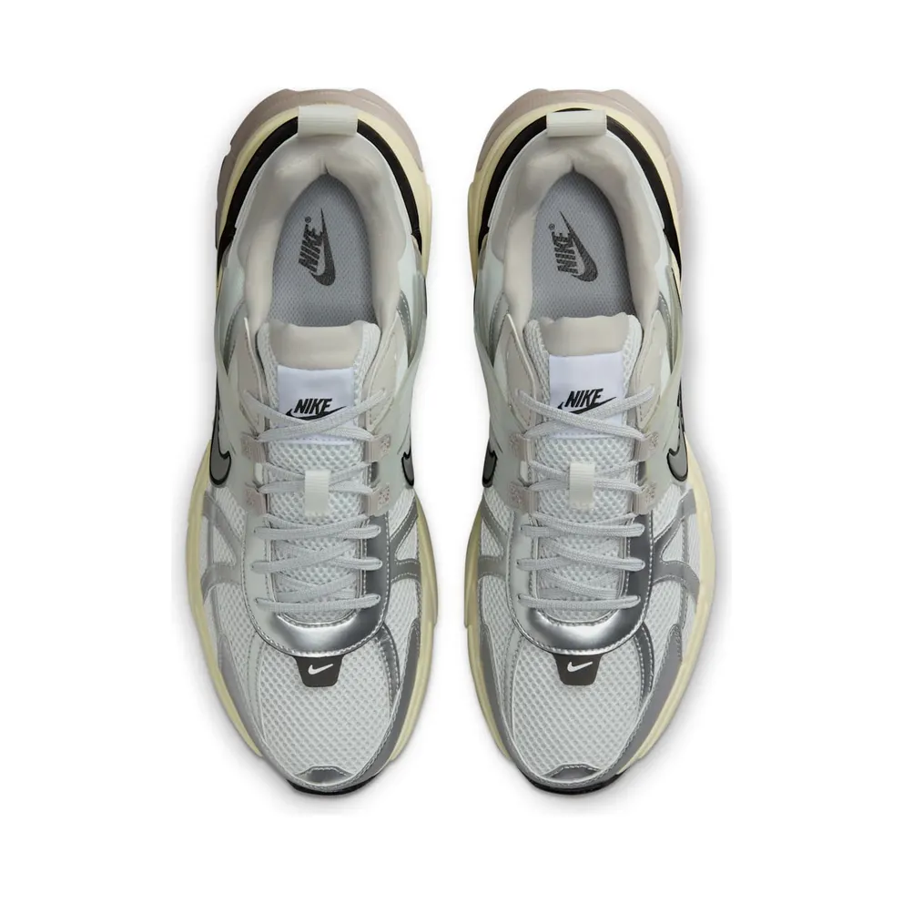 Nike V2K Run “Pure Platinum Metallic Silver” (HJ4497-100)