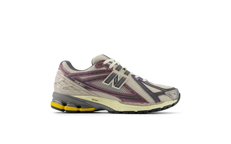 New Balance 1906R “LICORICE” (M1906RRA)