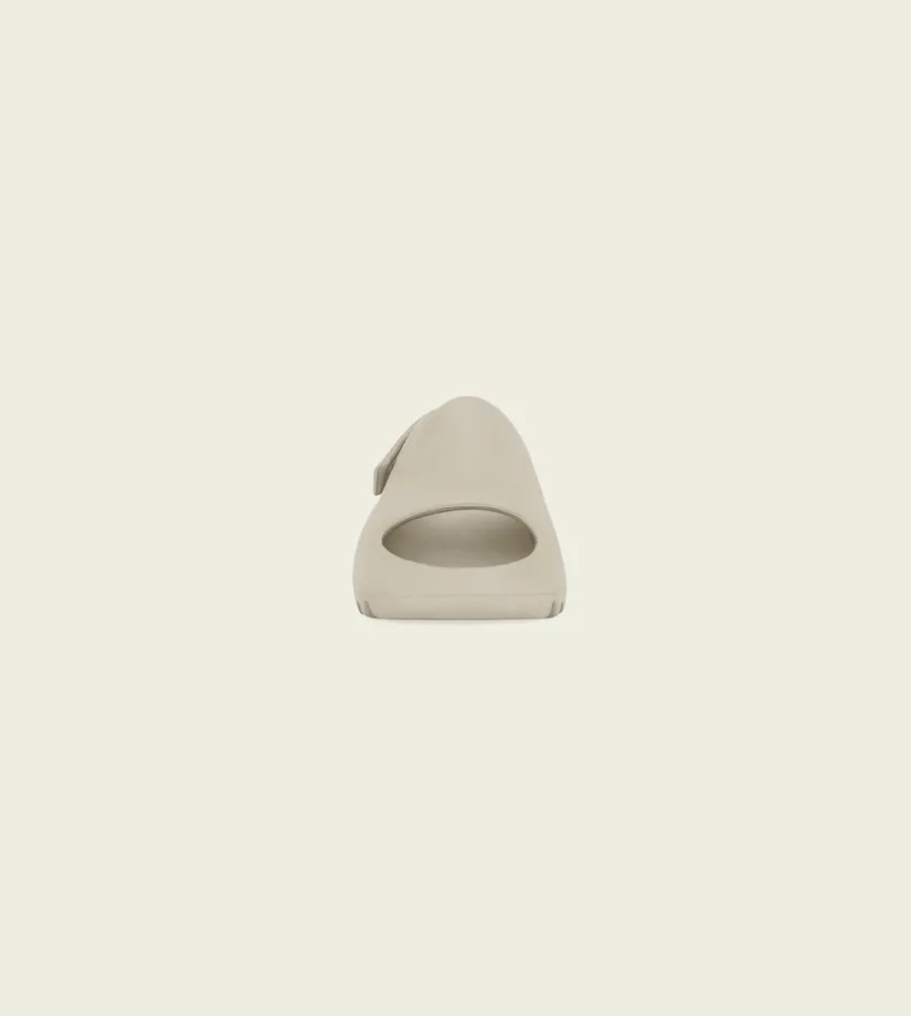 adidas-yeezy-slide GZ5556