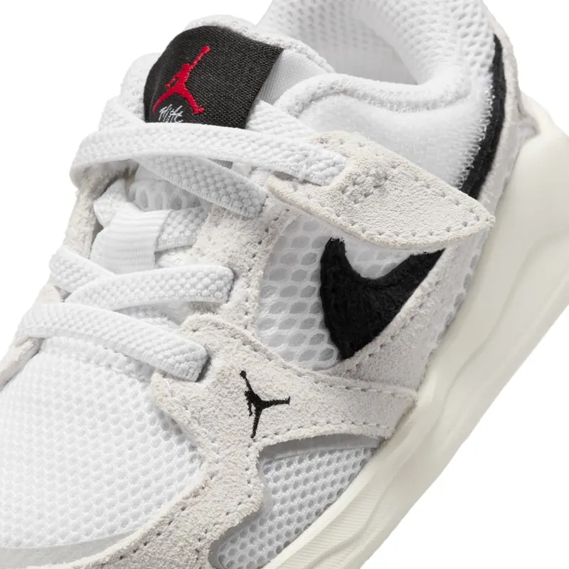 Jordan CMFT Era White Sail Black (HQ0508-100)