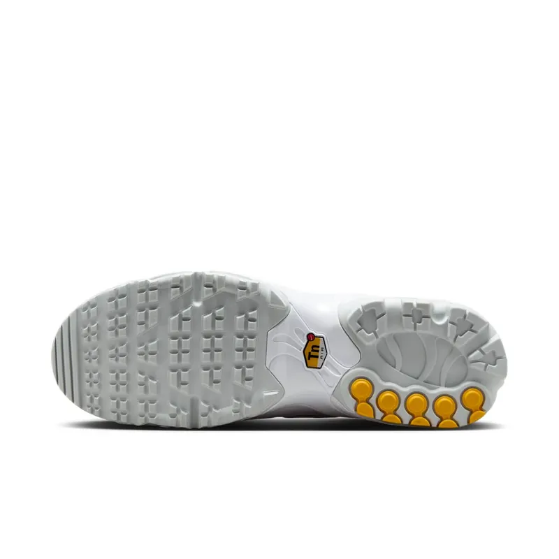 Nike Air Max Plus Golf “Triple White” (FZ4150-100)