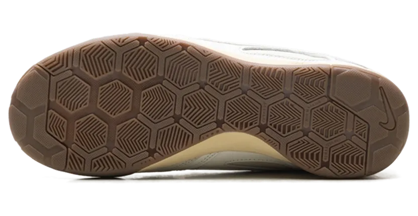 nike-gato IB3082-133