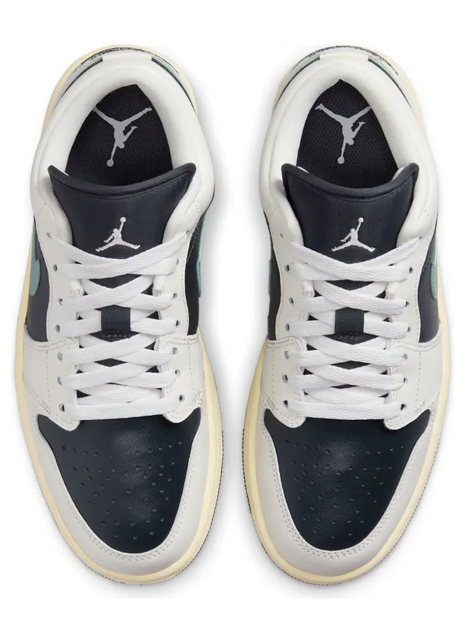 air-jordan-1 DC0774-001