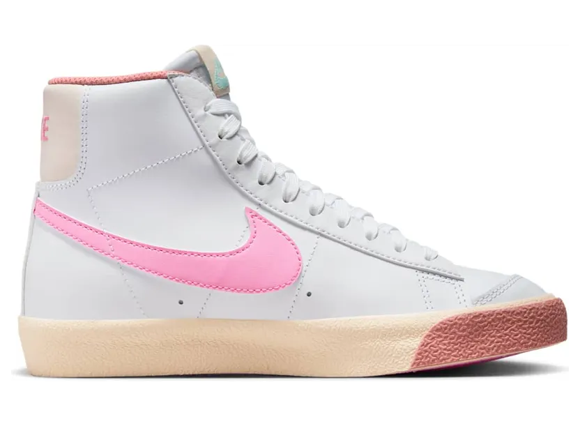 nike-blazer DZ2900-100