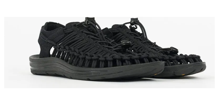 KEEN Uneek Monochrome “Black” (1014097)