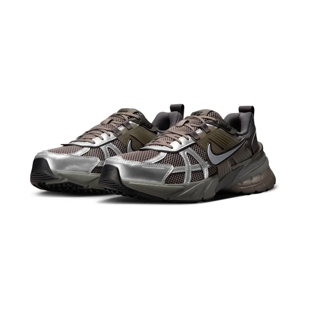 Nike V2K Run “Cave Stone Flat Pewter Medium Ash Metallic Silver” (HQ1678-200)