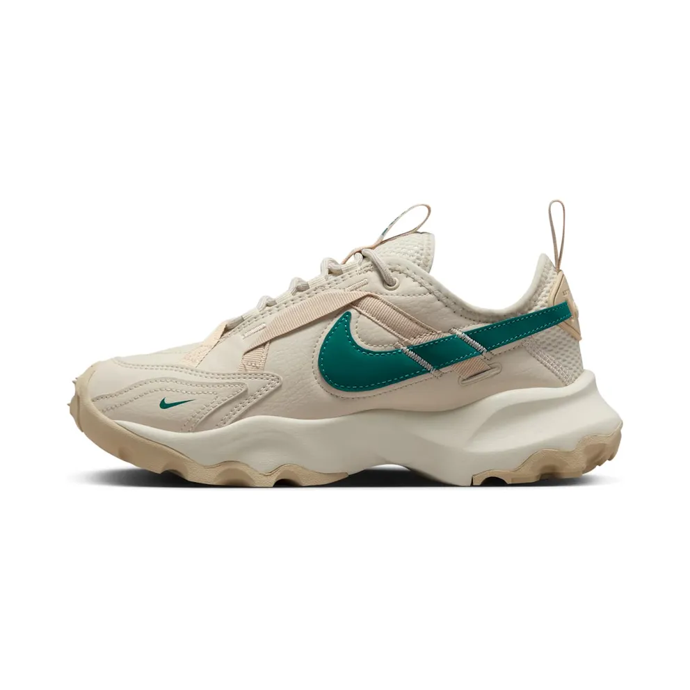 Nike TC 7900 “Light Orewood Brown/Sanddrift/Sail/Geode Teal” (DD9682-110)