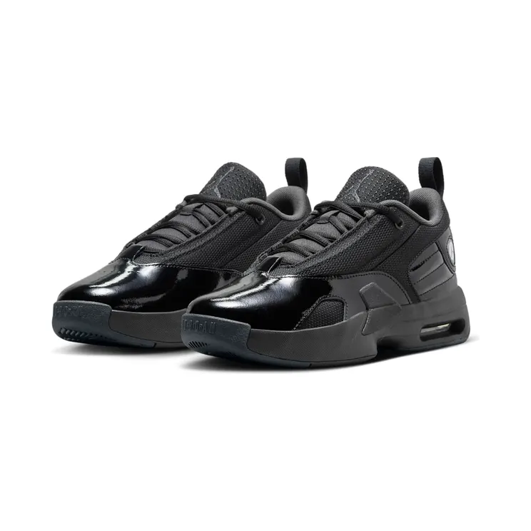 air-jordan-max-aura FQ8297-001