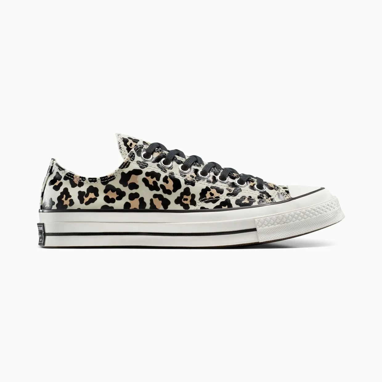 converse-chuck-taylor-all-star A15033C