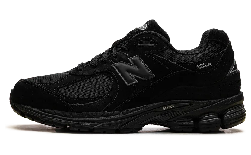 New Balance 2002R “Black Metallic” (U200278J)