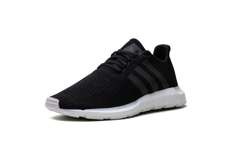 Adidas Swift Run GS “Core Black White” (CG6909)