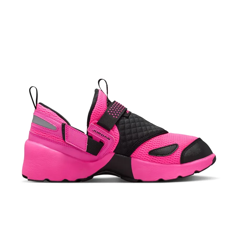 Air Jordan Trunner LX “Pink Blast” (HQ2164-600)
