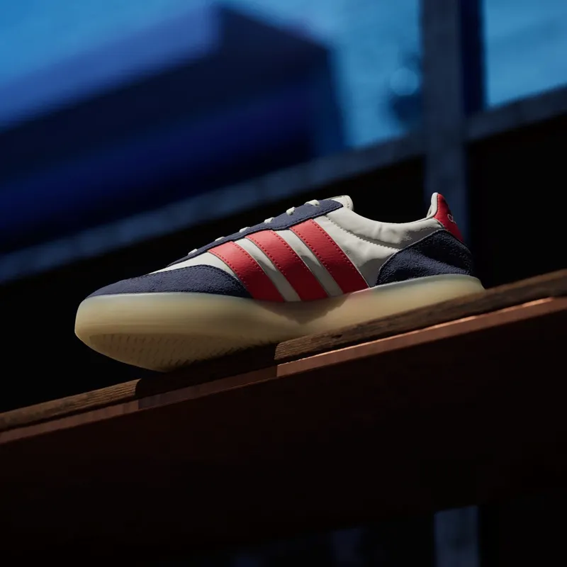 Adidas Barreda Decode Off White / Pure Ruby / Dark Blue (JP9667)