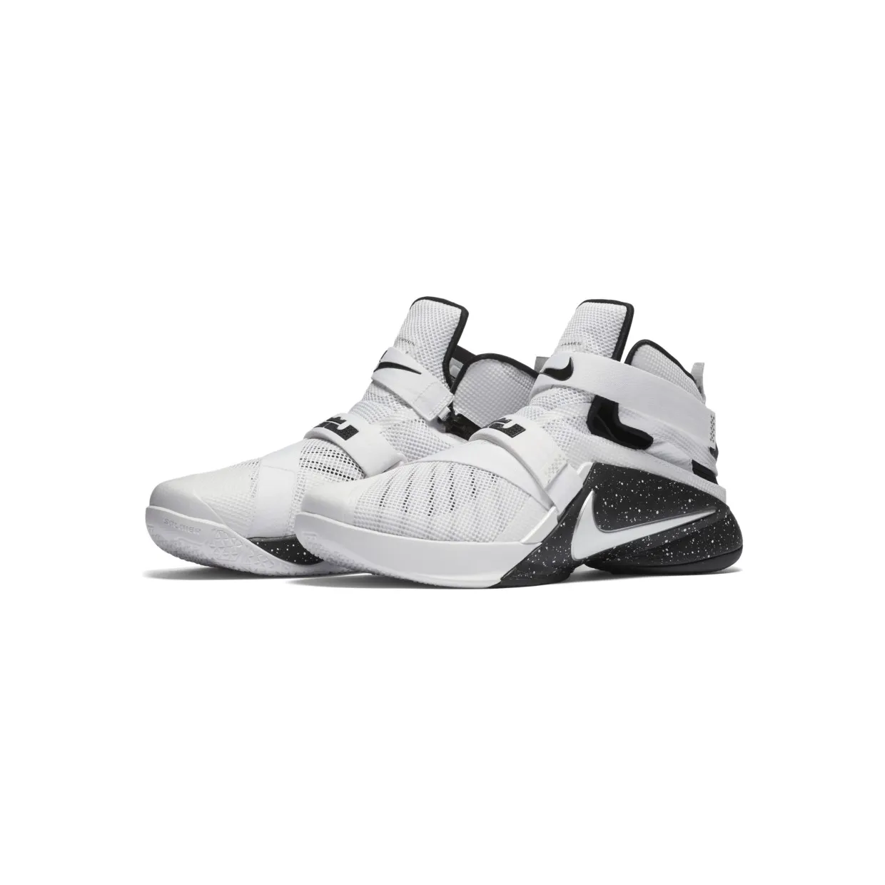 nike-lebron-soldier 846246-110