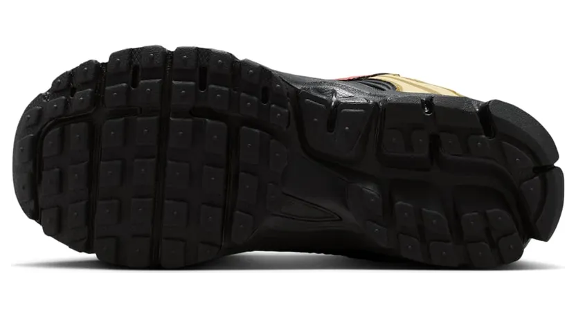 nike-vomero HF6998-013