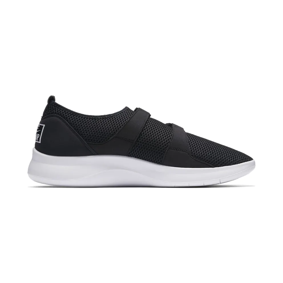 Nike Air Sockracer “Black / White” (918244-001)
