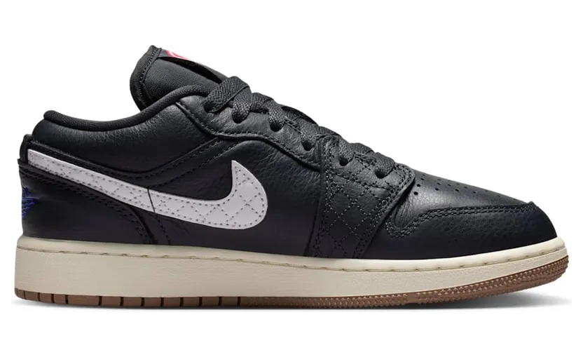 air-jordan-1 IR1142-001