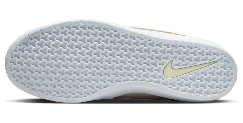 nike-air-force FN8888-131