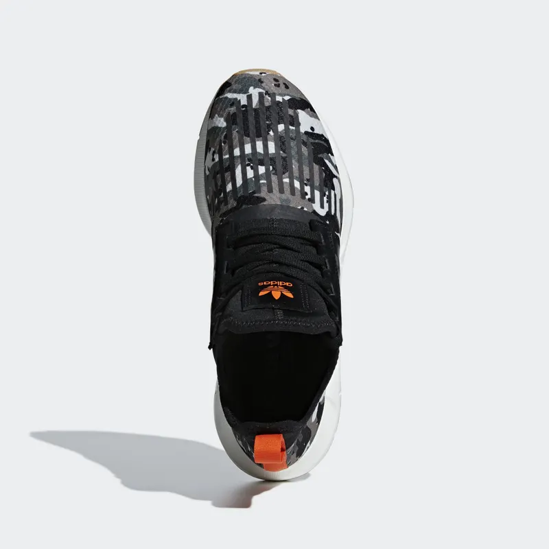 adidas  Swift Run Barrier Camo Trace Cargo/Core Black/Orange (B42234)