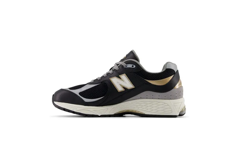 New Balance 2002R Black Sea Salt Gold Metallic (M2002RPO)