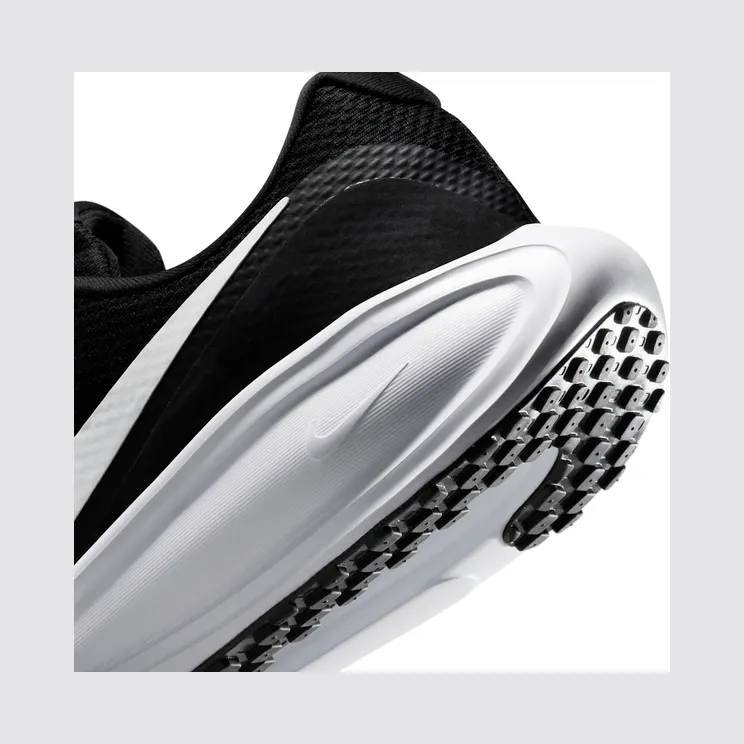 nike-revolution HQ1996-001