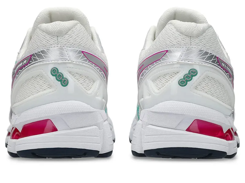 ASICS GEL-KAYANO 20 “White / Aurora Green” (1203A388-105)