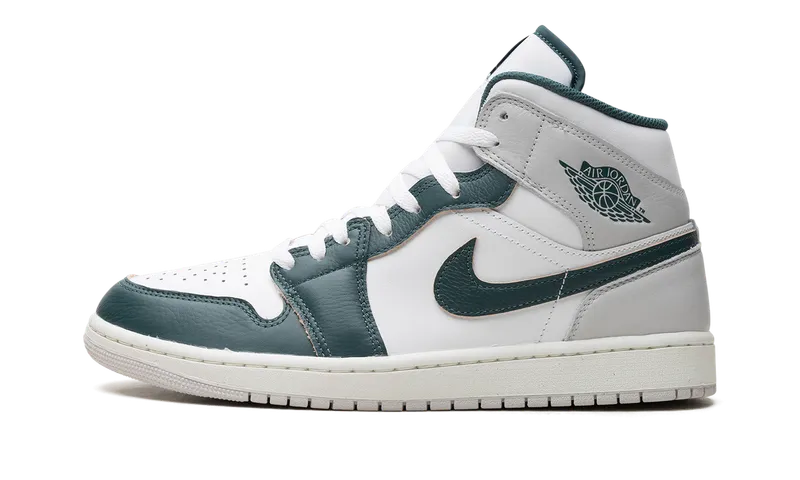 Air Jordan 1 Mid “Oxidized Green” (FQ7720-103)