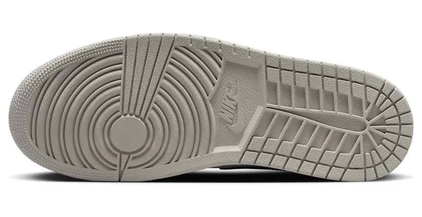 air-jordan-1 DZ5485-052