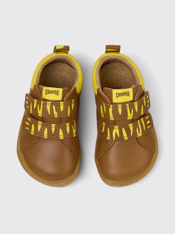Camper Brown (K800405-051TWINS0)