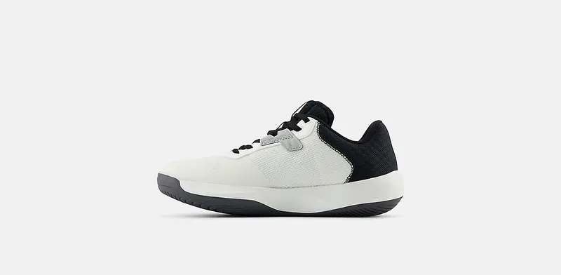 New Balance 696v6 White Black (WCH696W6)