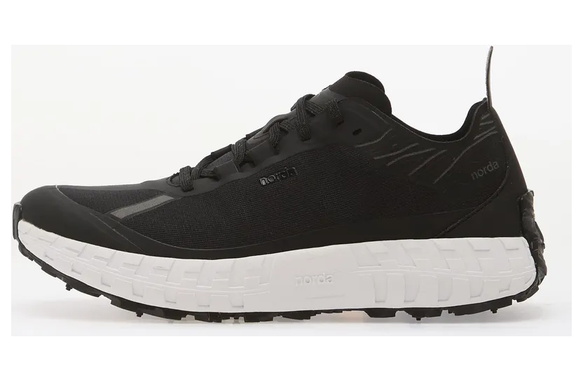Norda 001A Black Black