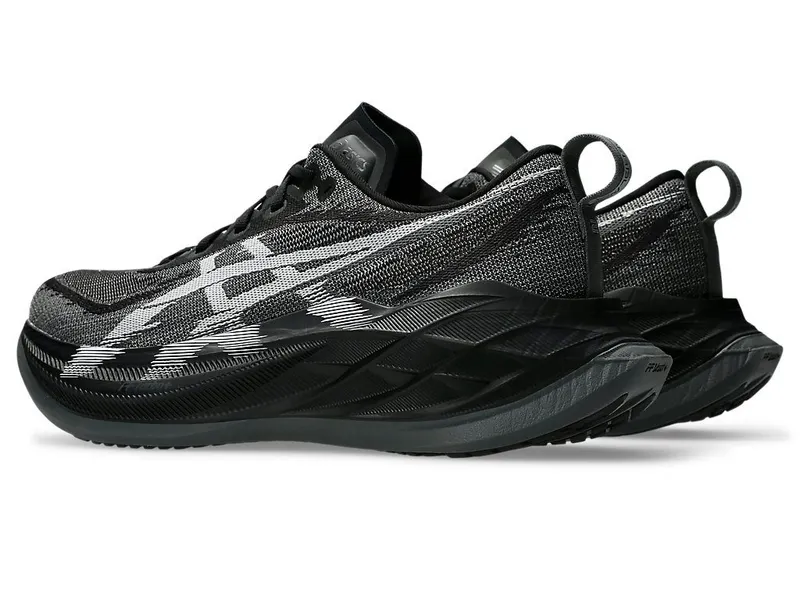 ASICS SUPERBLAST 2 “Black / White” (1013A160-001)