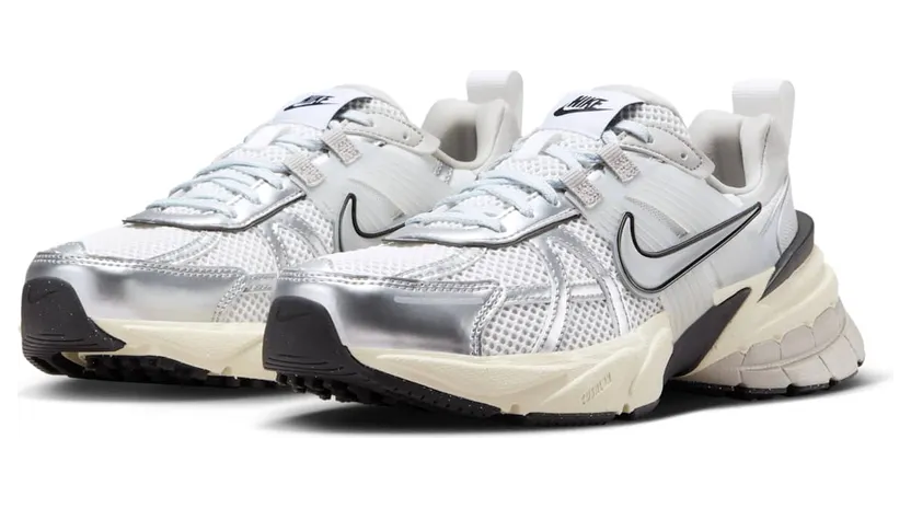 nike-v2k-run FD0736-100