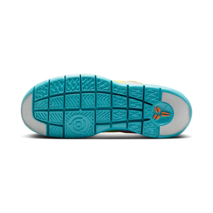 nike-kobe HF7320-001