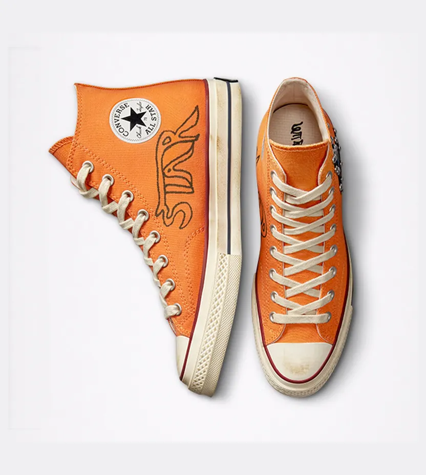 converse-chuck-taylor-all-star A01762C