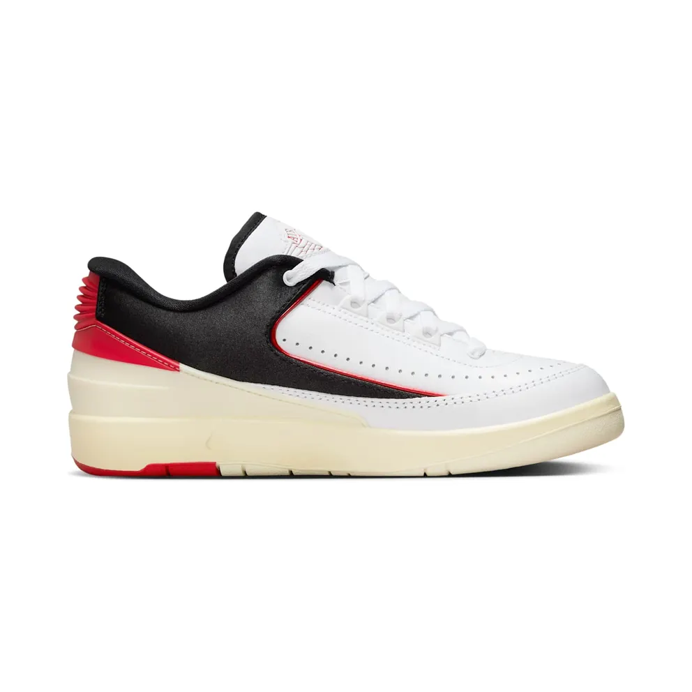 Jordan 2 Retro Low “Chicago Twist” (FD4849-106)