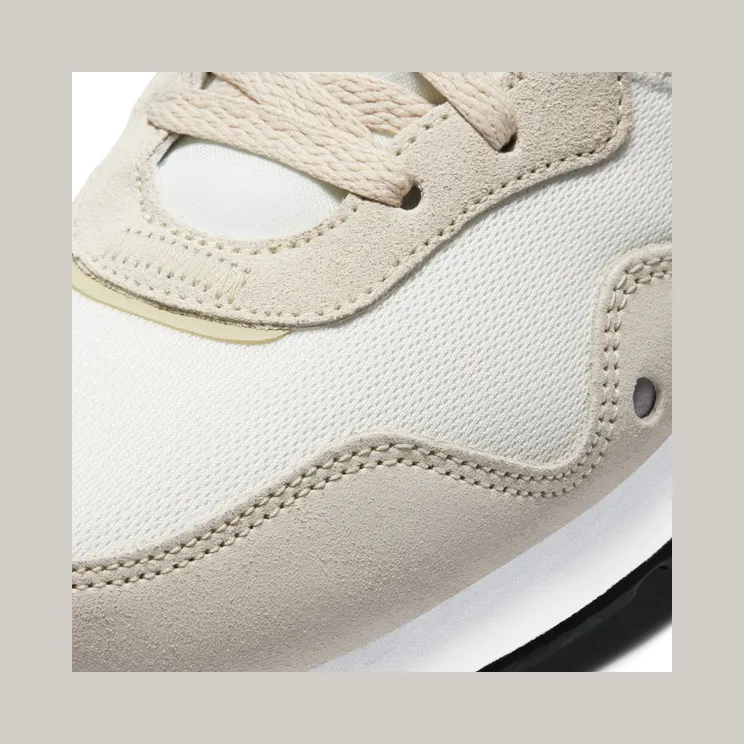 nike-venture-runner CK2944-200