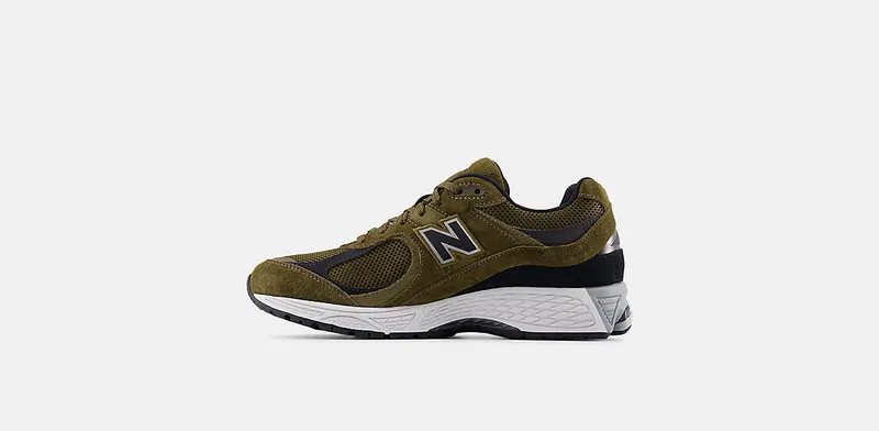 New Balance 2002R Woodland Black (U2002RR)
